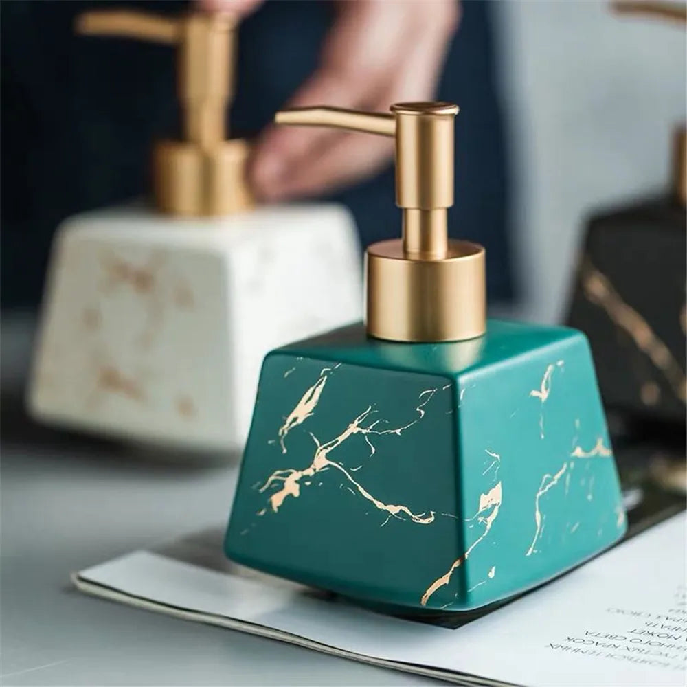 Gustaf Luxury Bottle